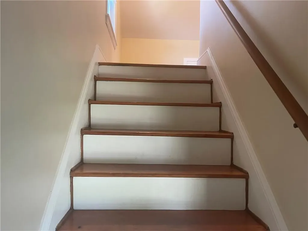 118 Chapmans Avenue Warwick RI 02886