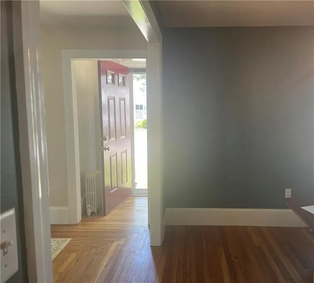 118 Chapmans Avenue Warwick RI 02886