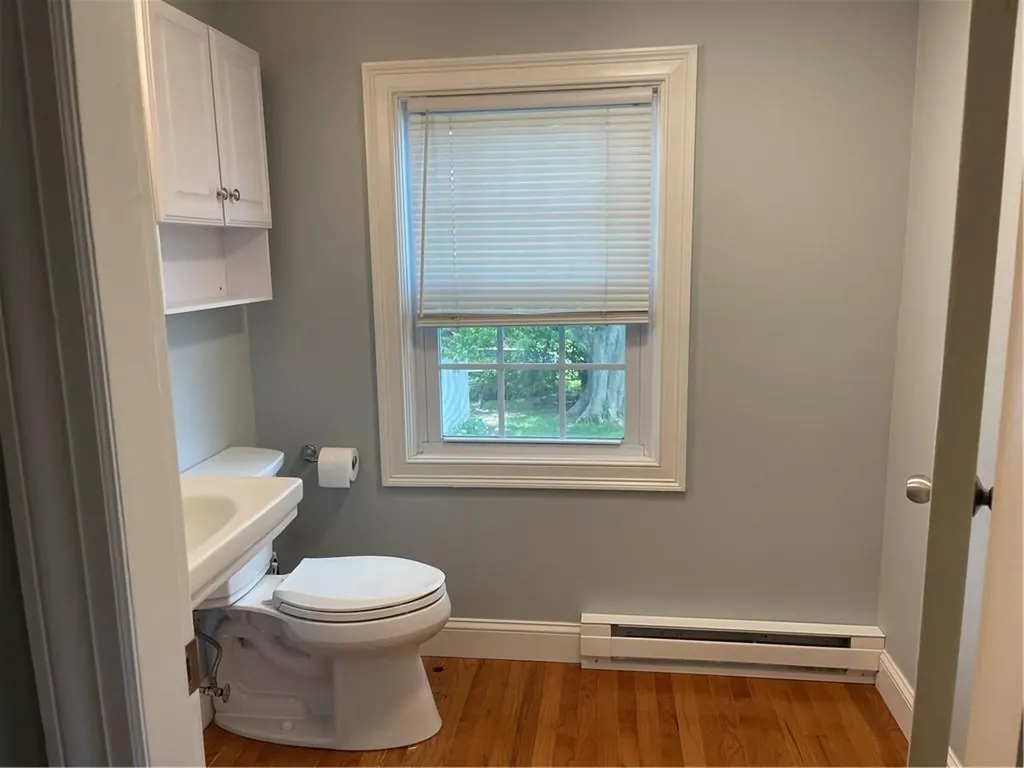 118 Chapmans Avenue Warwick RI 02886