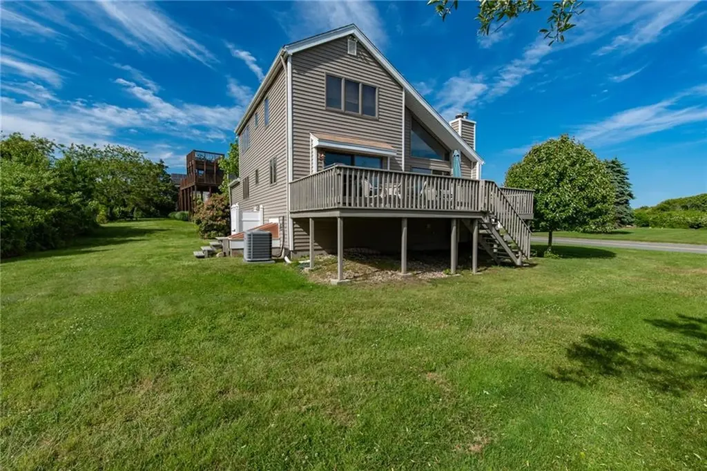 49 White Swan Drive Narragansett RI 02882