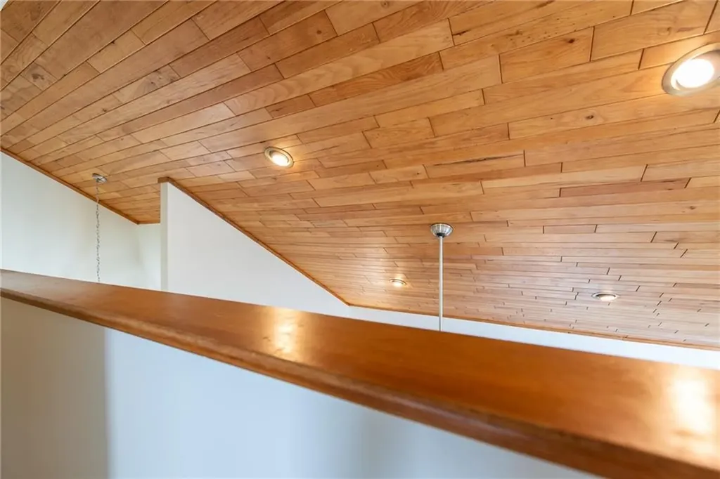 49 White Swan Drive Narragansett RI 02882
