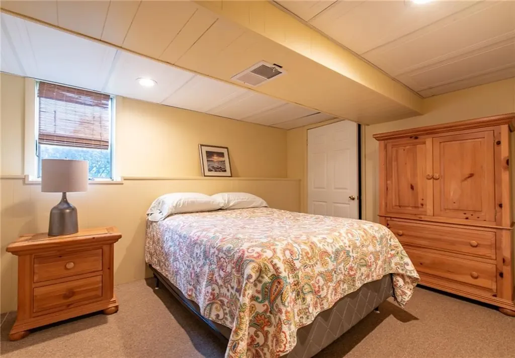 49 White Swan Drive Narragansett RI 02882