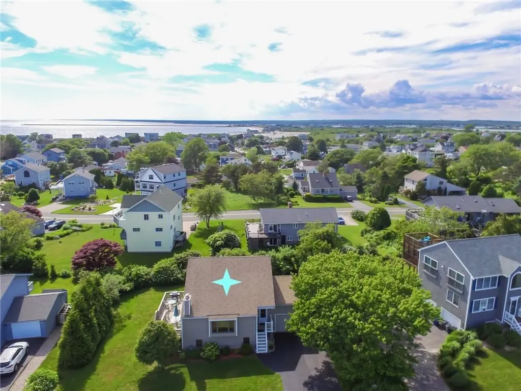 49 White Swan Drive Narragansett RI 02882