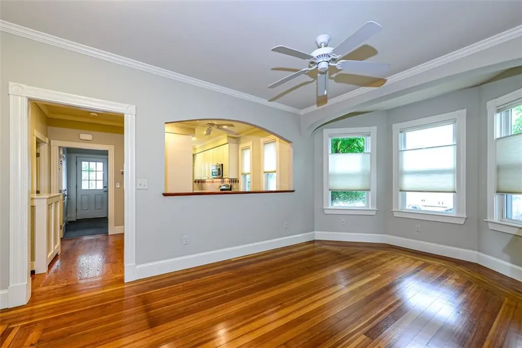 401 Broadway Newport RI 02840
