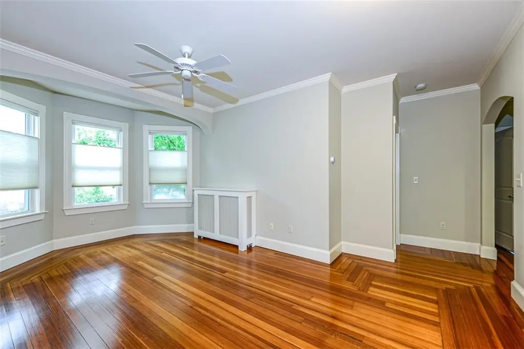 401 Broadway Newport RI 02840