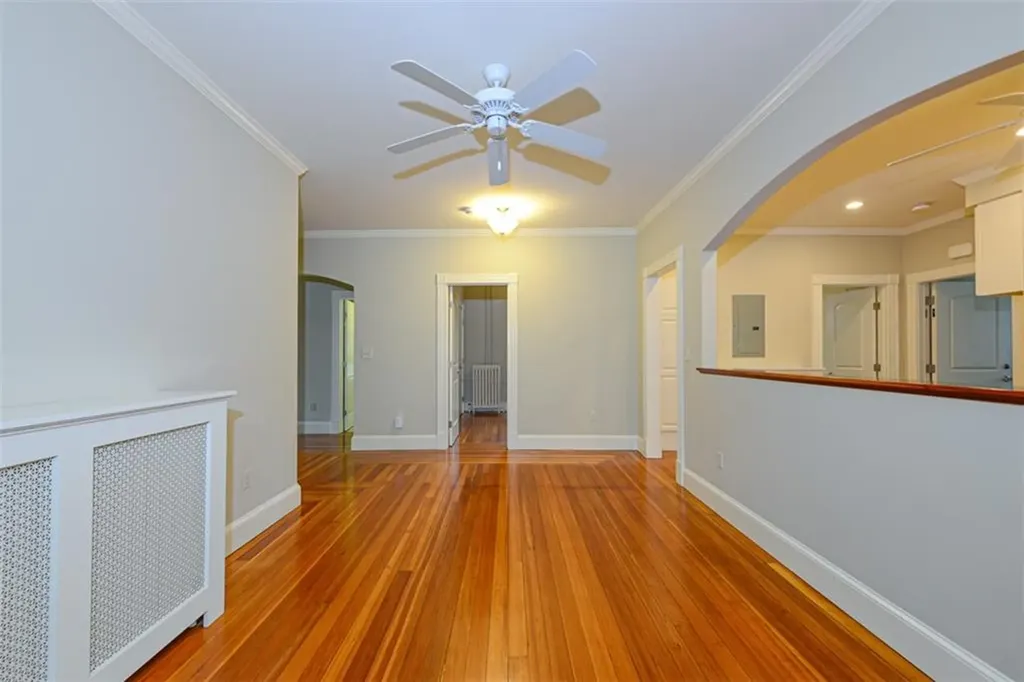 401 Broadway Newport RI 02840