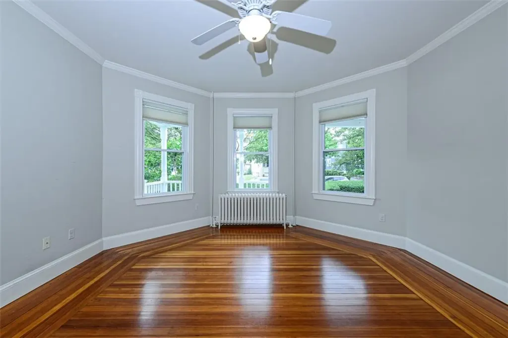 401 Broadway Newport RI 02840