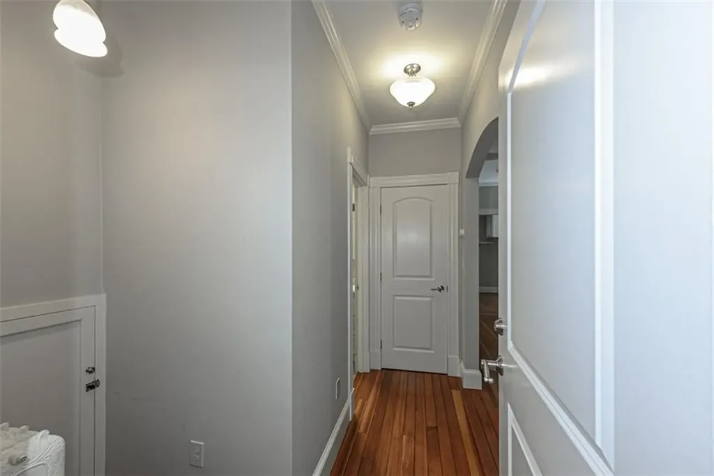 401 Broadway Newport RI 02840
