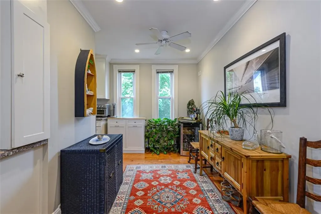 401 Broadway Newport RI 02840