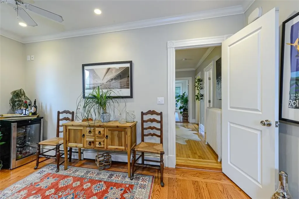 401 Broadway Newport RI 02840