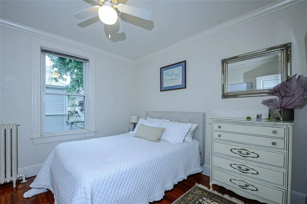 401 Broadway Newport RI 02840