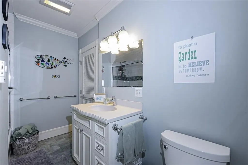 401 Broadway Newport RI 02840