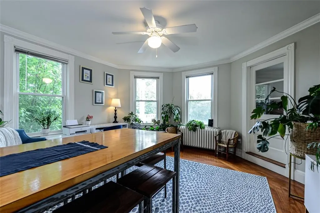 401 Broadway Newport RI 02840