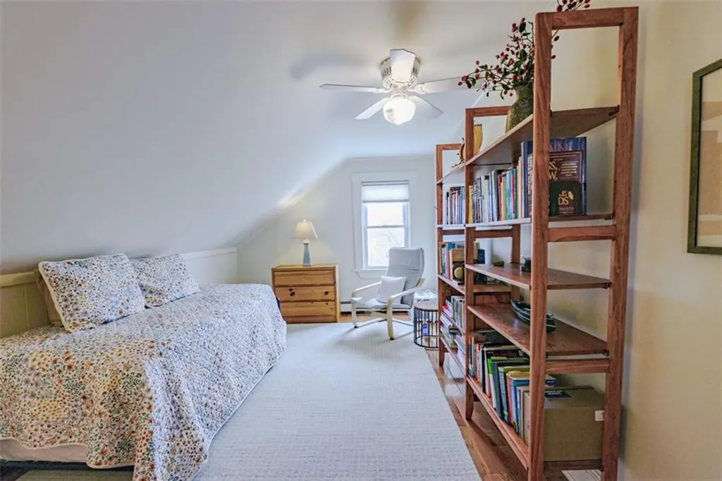 401 Broadway Newport RI 02840