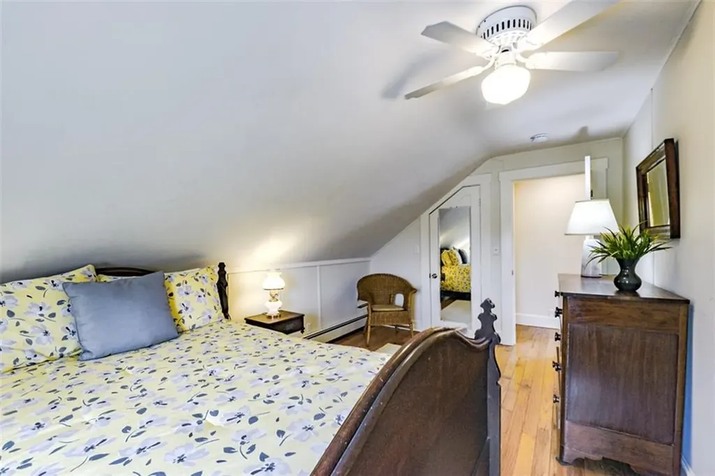 401 Broadway Newport RI 02840