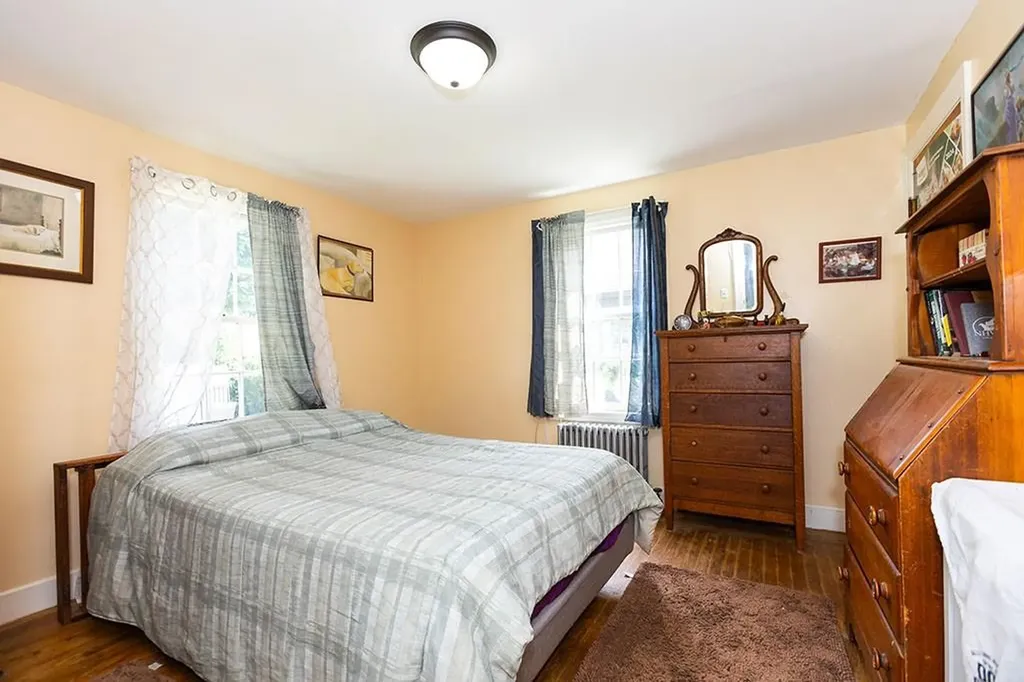 103 Speck Avenue Cranston RI 02910