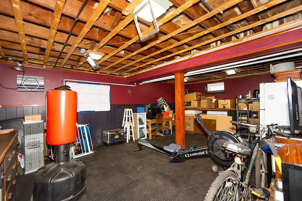 103 Speck Avenue Cranston RI 02910