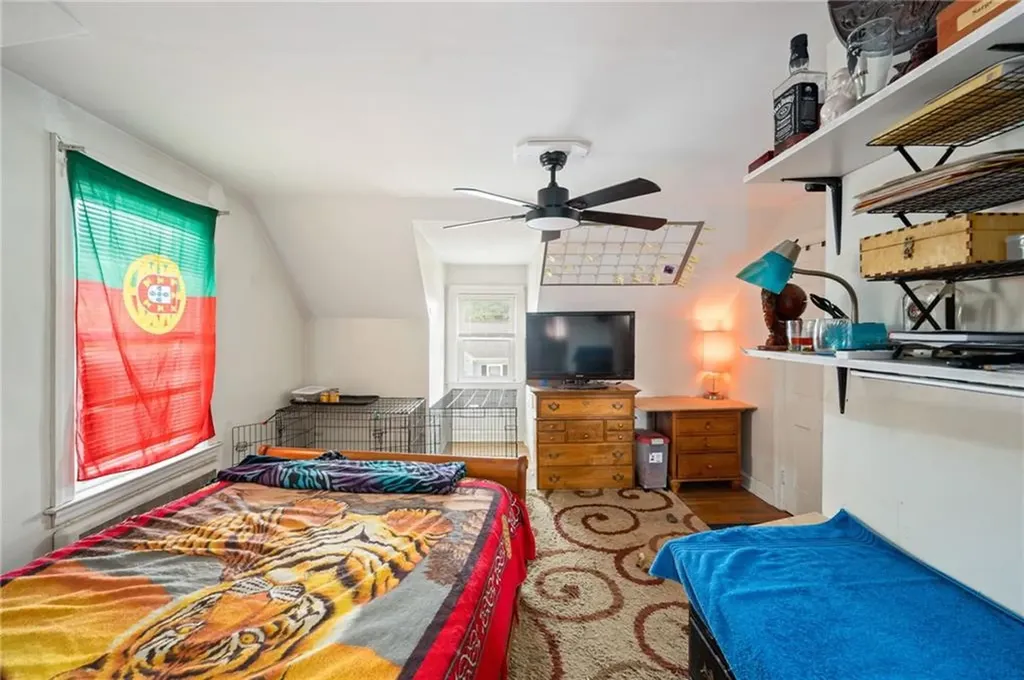 81 Rosemere Road Pawtucket RI 02861