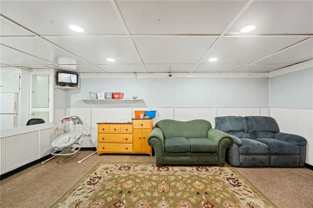 81 Rosemere Road Pawtucket RI 02861