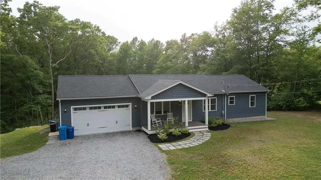 149 North Road Hopkinton RI 02833
