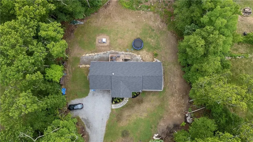 149 North Road Hopkinton RI 02833