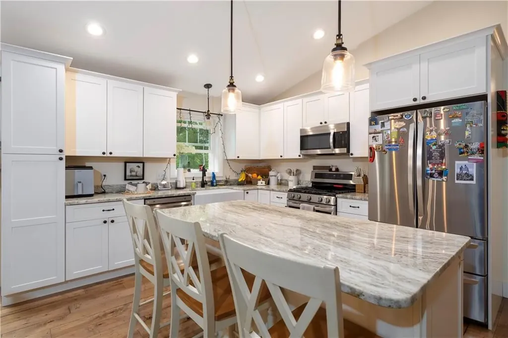 149 North Road Hopkinton RI 02833