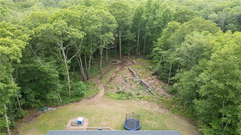 149 North Road Hopkinton RI 02833