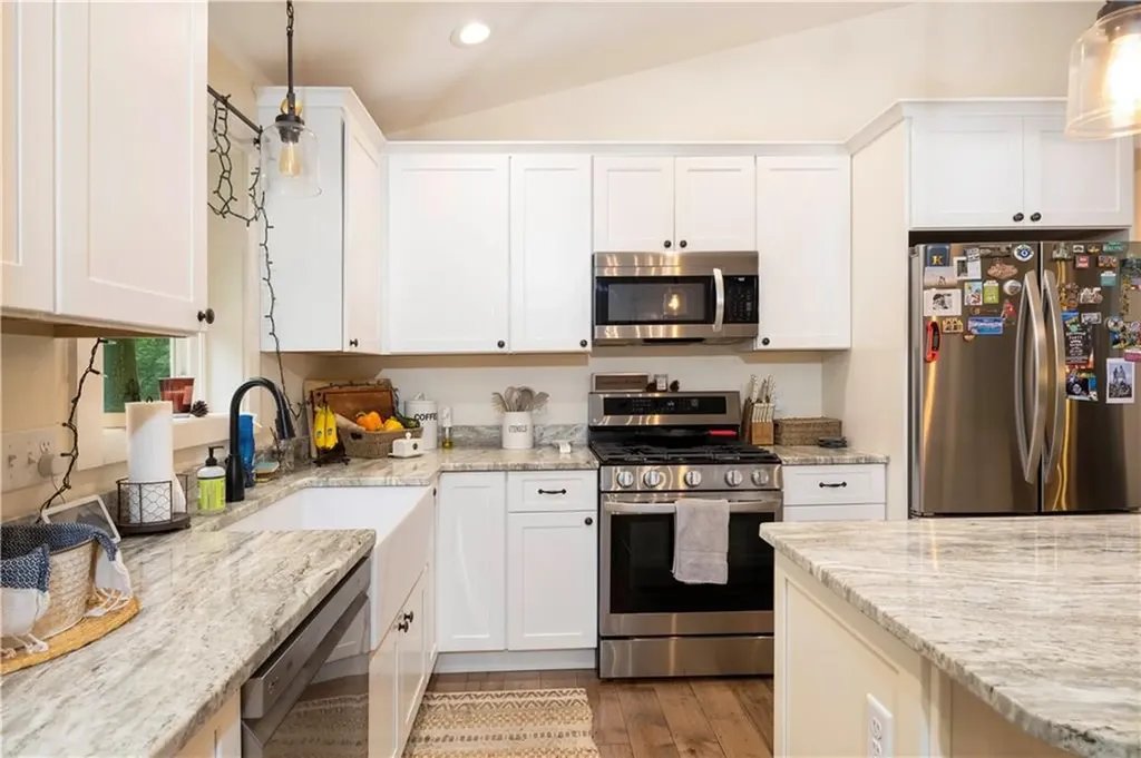 149 North Road Hopkinton RI 02833