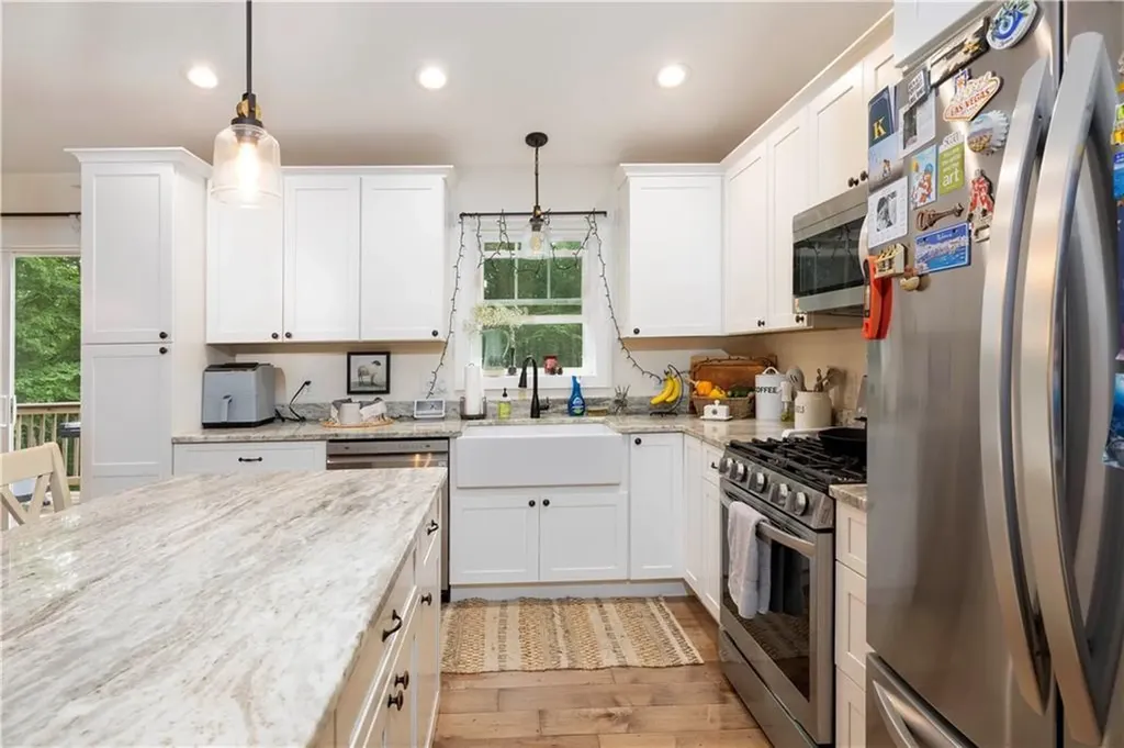 149 North Road Hopkinton RI 02833