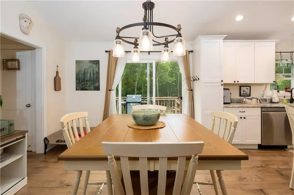 149 North Road Hopkinton RI 02833