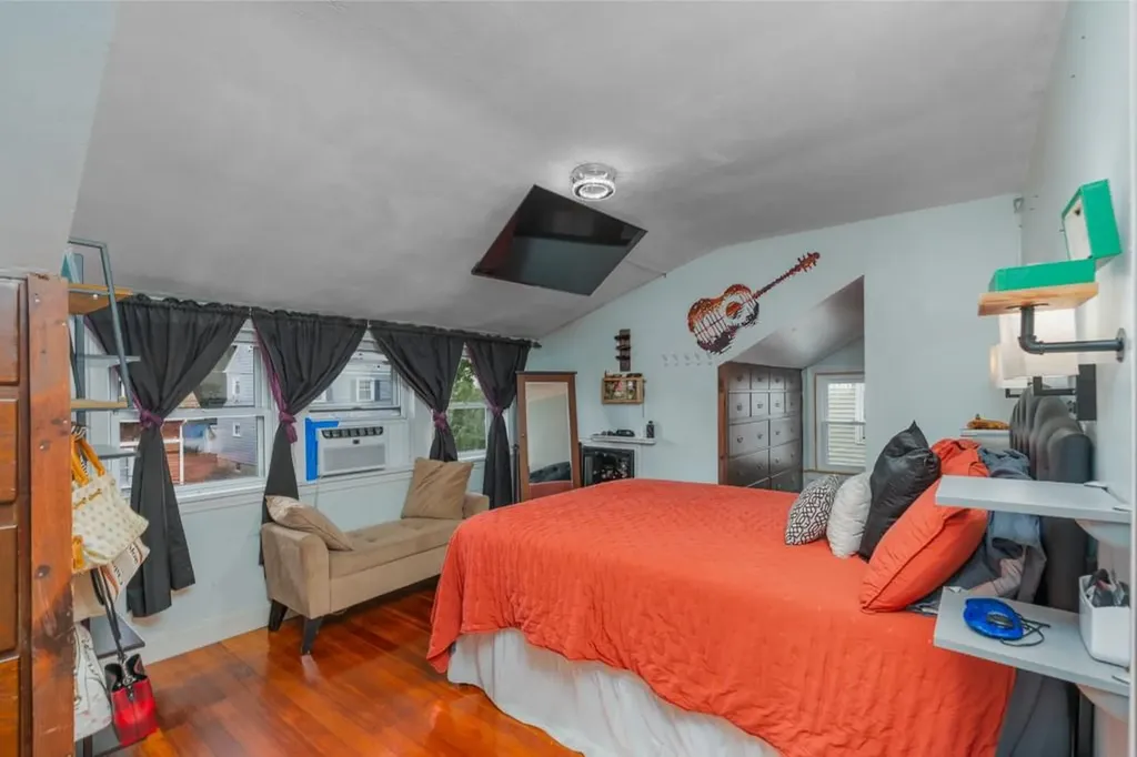 20 Concord Avenue Cranston RI 02910