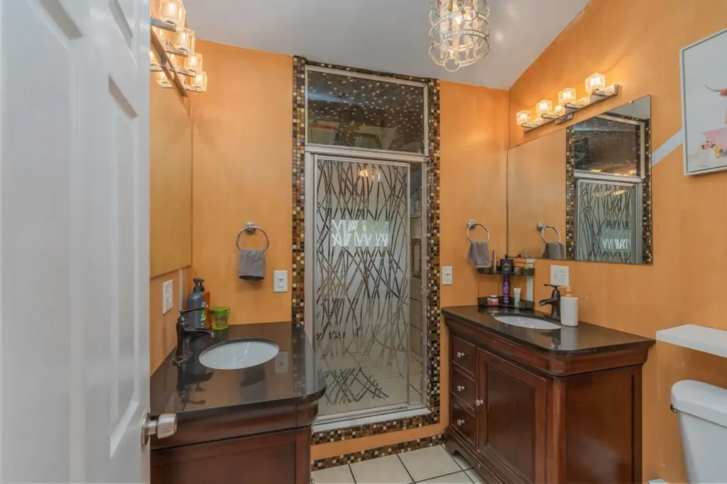 20 Concord Avenue Cranston RI 02910
