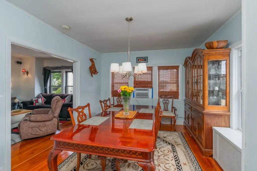 20 Concord Avenue Cranston RI 02910
