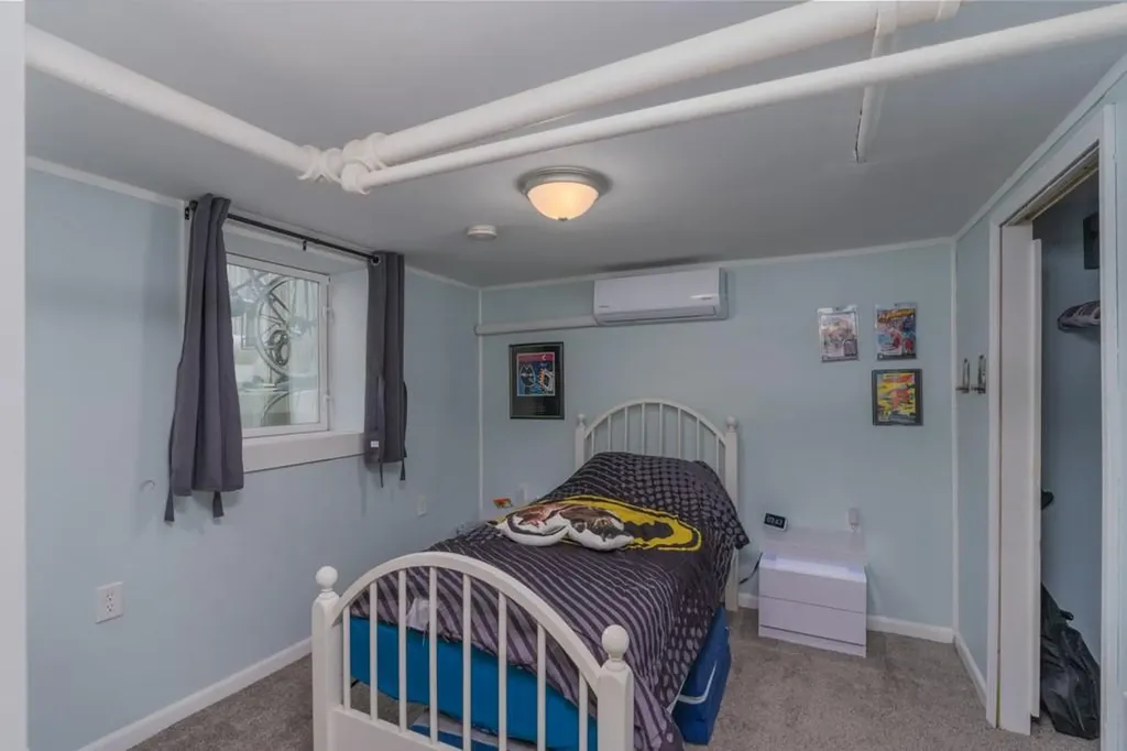 20 Concord Avenue Cranston RI 02910