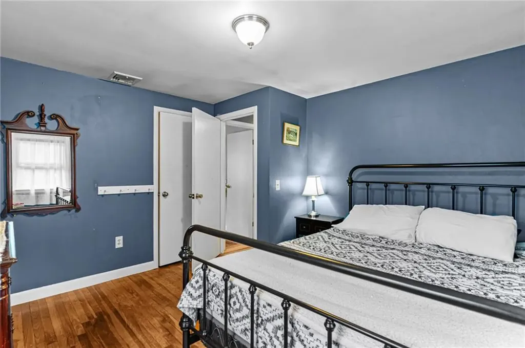 24 Apollo Street Warwick RI 02888