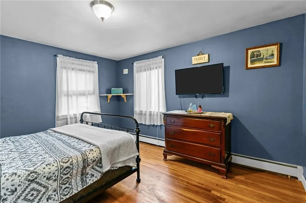 24 Apollo Street Warwick RI 02888