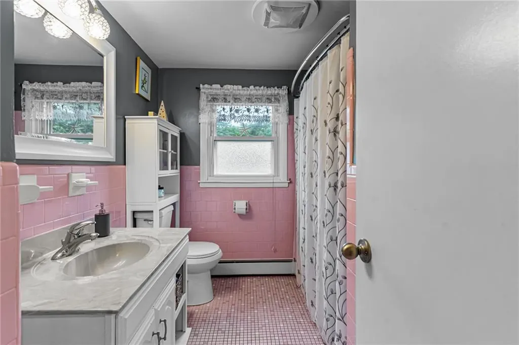 24 Apollo Street Warwick RI 02888