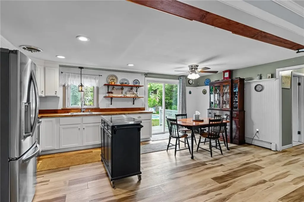 24 Apollo Street Warwick RI 02888