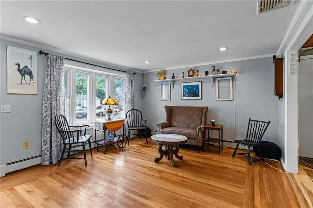 24 Apollo Street Warwick RI 02888
