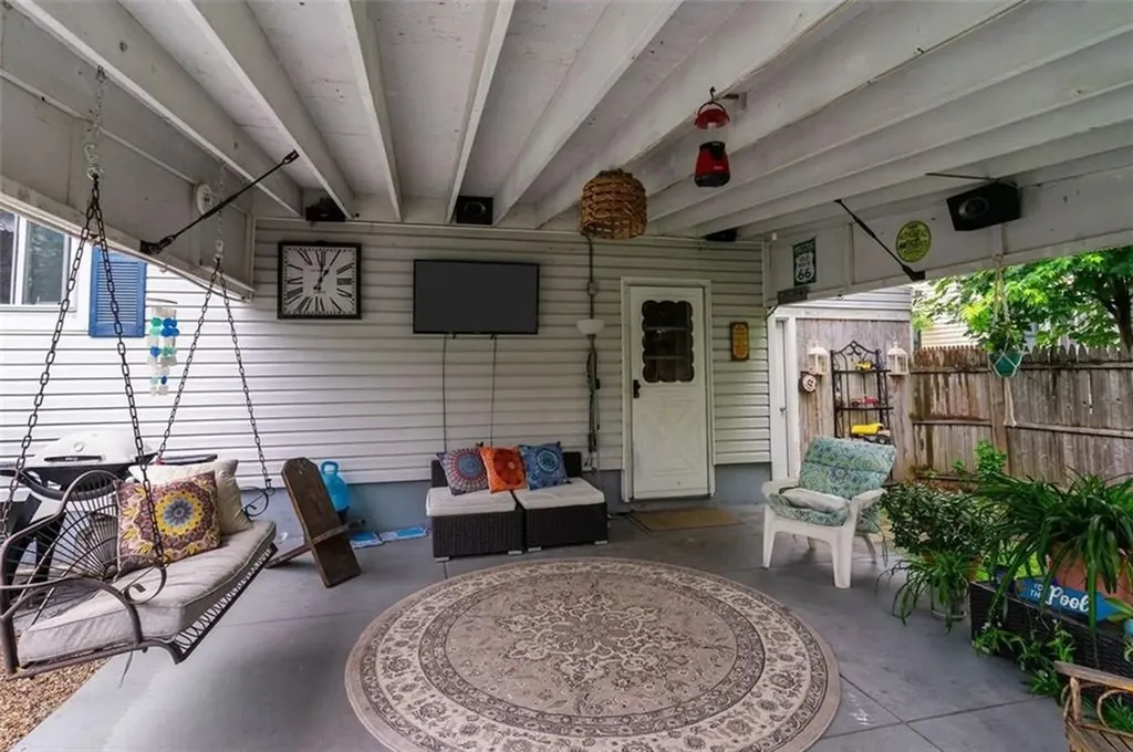 24 Apollo Street Warwick RI 02888