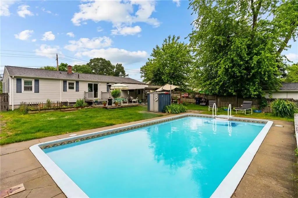 24 Apollo Street Warwick RI 02888