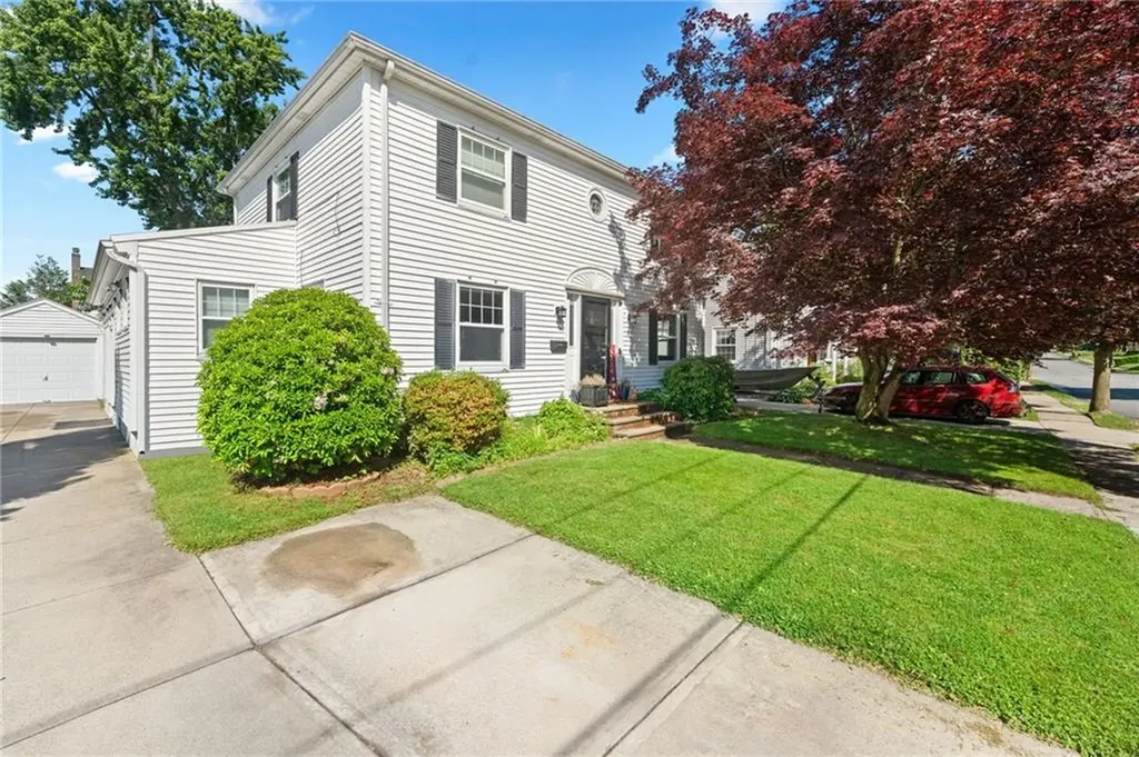 63 Mauran Street Cranston RI 02910