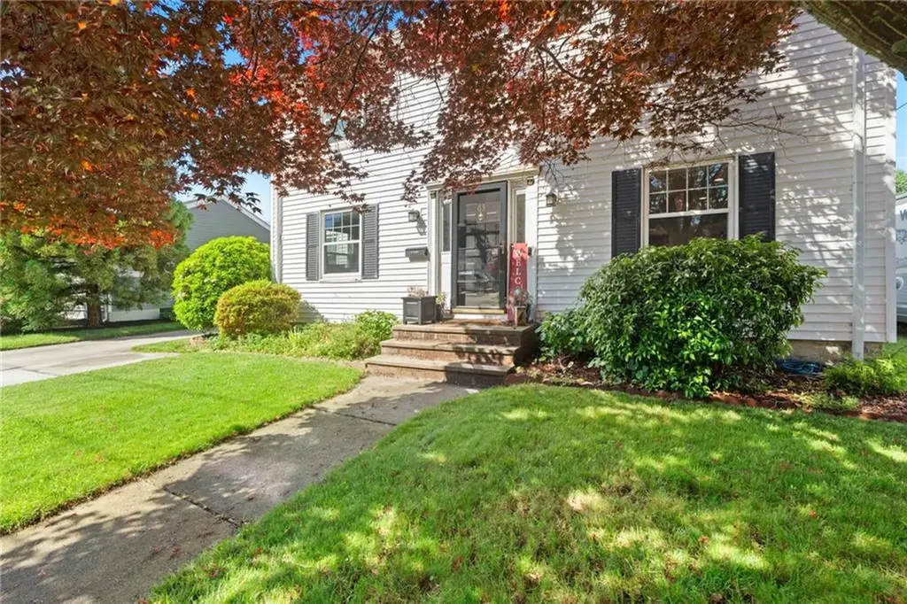 63 Mauran Street Cranston RI 02910