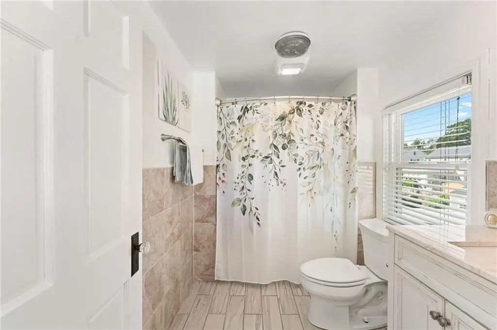 63 Mauran Street Cranston RI 02910