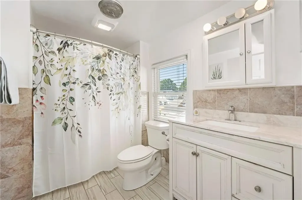 63 Mauran Street Cranston RI 02910
