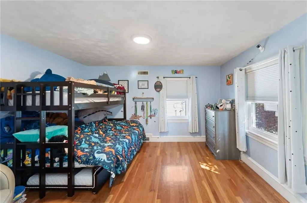 63 Mauran Street Cranston RI 02910