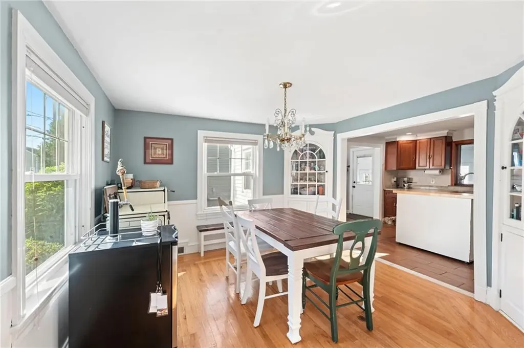 63 Mauran Street Cranston RI 02910