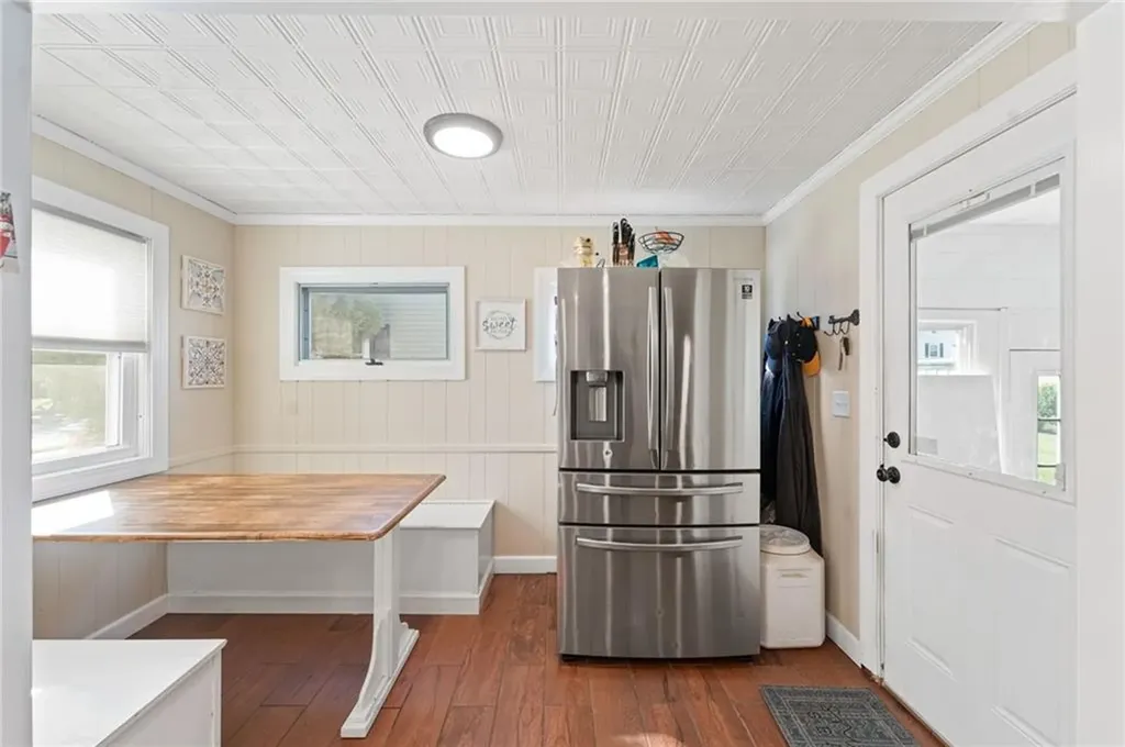 63 Mauran Street Cranston RI 02910