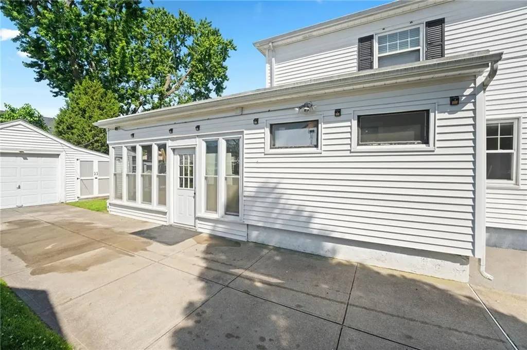 63 Mauran Street Cranston RI 02910