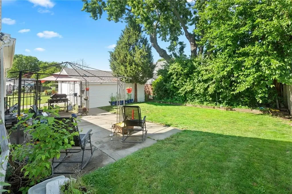 63 Mauran Street Cranston RI 02910